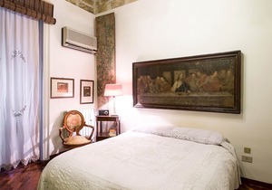 Elegant apartment in the center of Palermo