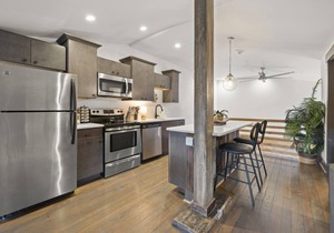 Elm 7 · The Loft OTR | The Cable House