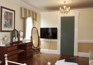 Elme Hall Hotel