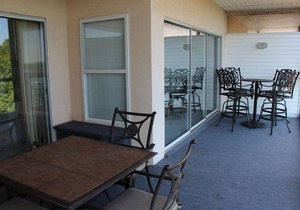Emerald Bay Condos, Portside