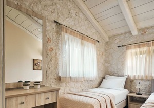 Emerald Classic Villa