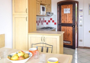 Enjoy a relaxing vacation in this beautiful cottage near the beach!
