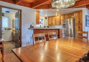 Enjoy a Shared Hot Tub, Sauna & Pool When Staying in This Spacious Condo