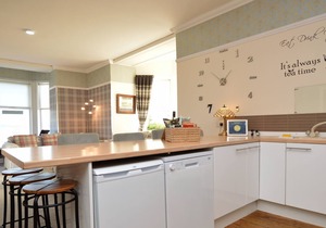 Enmore Beach House, waterfront, spectacular views, pet friendly