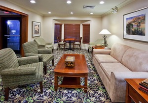 Equipped Suite Near the Savannah Airport | Seasonal Pool Access