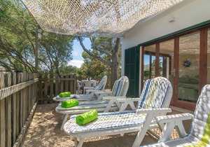 ES JAÇ - Chalet with terrace in Cala s'Almonia.
