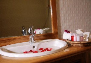 Essence Motel