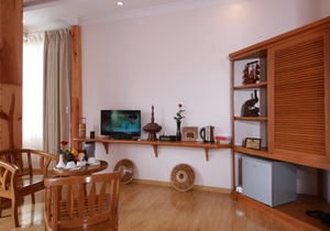 Essence Motel