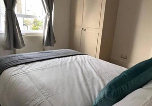 Eurostar Budget Rooms - Next to Kings Cross & Eurostar Train Station
