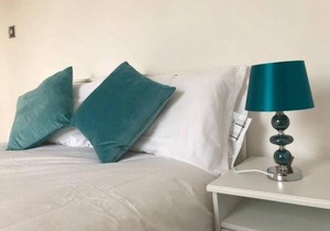 Eurostar Budget Rooms - Next to Kings Cross & Eurostar Train Station