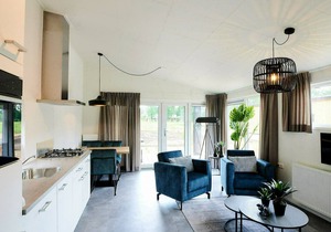 Experience the genuine Veluwe feeling in this relaxed Sand Lodge
