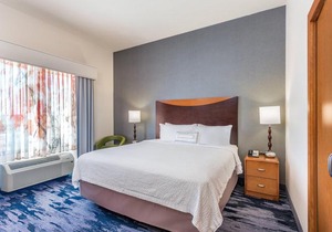 Fairfield Inn and Suites by Marriott Madison East