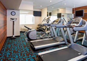 Fairfield Inn & Suites Lexington Keeneland Airport