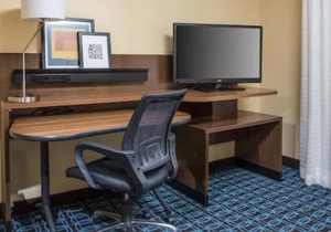 Fairfield Inn & Suites Lexington Keeneland Airport
