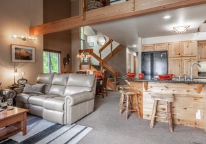 Fall Getaways Available! Corner Condo with Shared Hot Tub, Near the Free Shuttle Stop to Town!