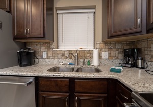 Falls 90 - Beautiful 3 Bdrm Falls Condo