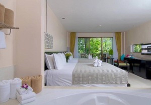 Family Deluxe Resort Stay AR#9