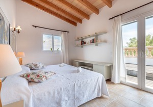 Family-friendly villa with pool – Villa Son Morro