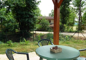 Family-friendly Holiday Resort * swimming pool, spa, tennis, games, bar, etc.