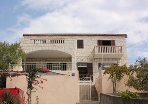 Family friendly seaside apartments Sumartin, Brac - 5771