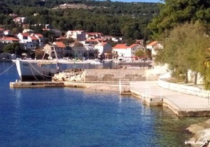Family friendly seaside apartments Sumartin, Brac - 5771