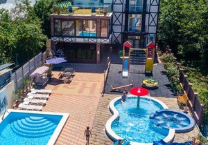 Family Hotel H2O