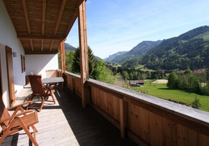 Fantastic Chalet in Niederndorf bei Kufstein with Balcony