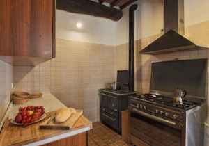 Farmhouse in Proceno with Pool Views