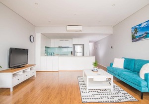 “Feel at Home” 1bed1bath Wentworth Point APT