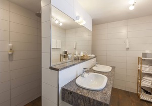 Ferienwohnung Villa Waldmärchen mit 75qm, 2 Schlafzimmer für max. 2 Erwachsene und 4 Kinder