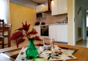 FeWo Cannobio, 50qm, 1 Schlafzimmer, max. 4 Pers., WLAN, Parken, Wasch- & Geschirrspülmaschine, Balkon