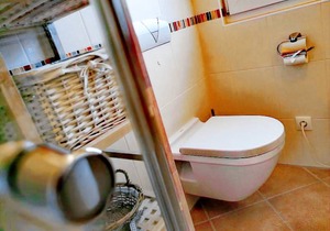 FeWo Cannobio, 50qm, 1 Schlafzimmer, max. 4 Pers., WLAN, Parken, Wasch- & Geschirrspülmaschine, Balkon