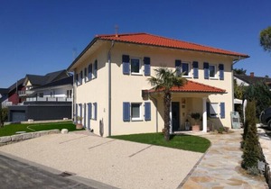 FeWo Luino, 50qm, 1 Schlafzimmer, max. 4 Pers., WLAN, Parken, Wasch- & Geschirrspülmaschine, Balkon