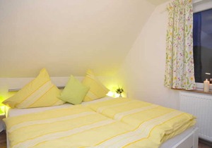 Fewo Wilzenberg 1 - House Oberkirchen