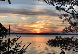 Finger Lakes -Sunset Cottage on Cayuga Lake!