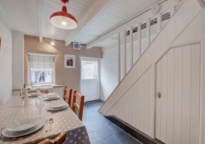 Fisherman's Cottage - Four Bedroom House, Sleeps 6
