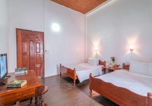 Five Rose Siem Reap Hostel