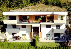 Flamind Holiday Apartments mit Garten und Grill