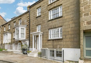 Flat 1, 29 Chapel Street