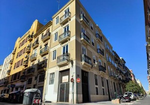 Flats Friends Torres Quart