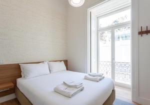 FLH Restauradores Bright Flat