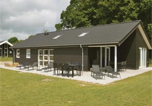 Four-Bedroom Holiday Home In Haderslev