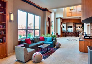 Four Points by Sheraton Melville Long Island