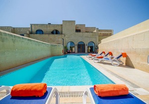 Four winds Holiday Home