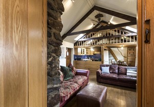 Foxglove - Luxurious Barn Conversion - Blossom Farm