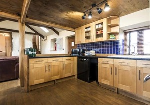Foxglove - Luxurious Barn Conversion - Blossom Farm