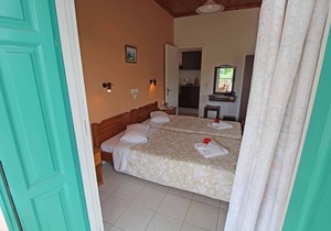Frankis Apartment 8 Agios Spyridonas Perithia