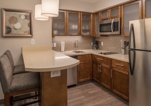 Free Breakfast. Pool. Gym. Near Rock Creek Country Club! Your Next Vacation!