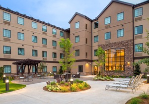 Free Breakfast. Pool. Gym. Near Rock Creek Country Club! Your Next Vacation!