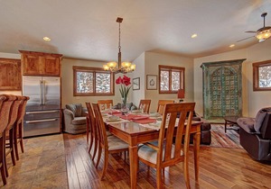 FREE SkyCard Activities - Huge Remodeled Luxury Home, Private Hot Tub, Home Theater - Casa de Plata
